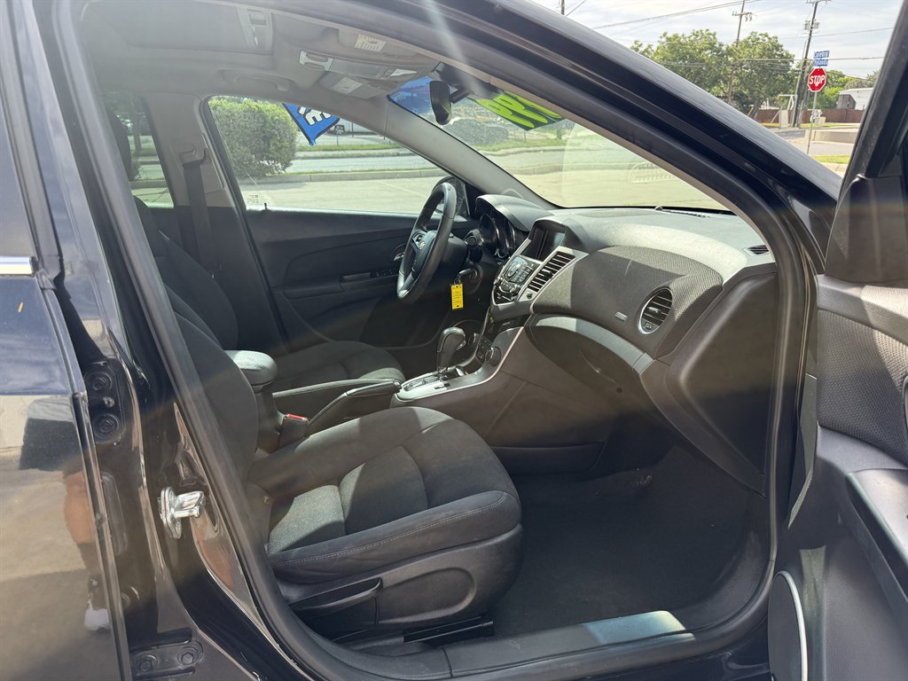 2016 Chevrolet Cruze Limited 1LT - Photo 6